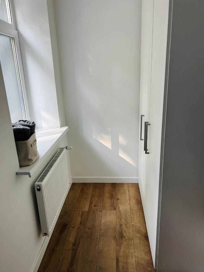 The Right Coast Apartment With Free Private Parking リガ エクステリア 写真