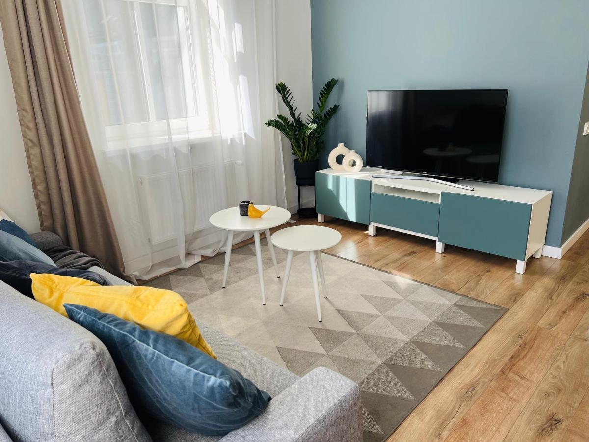 The Right Coast Apartment With Free Private Parking リガ エクステリア 写真