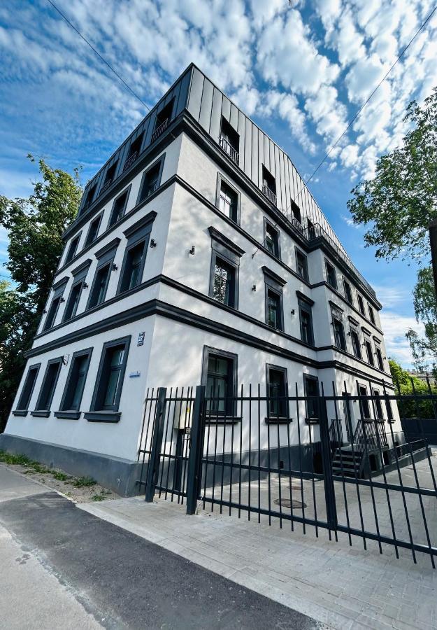 The Right Coast Apartment With Free Private Parking リガ エクステリア 写真